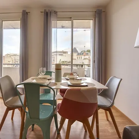 شقة Le Stravinsky ~ Climatisation ~ Parking ~ Balcons بزييه