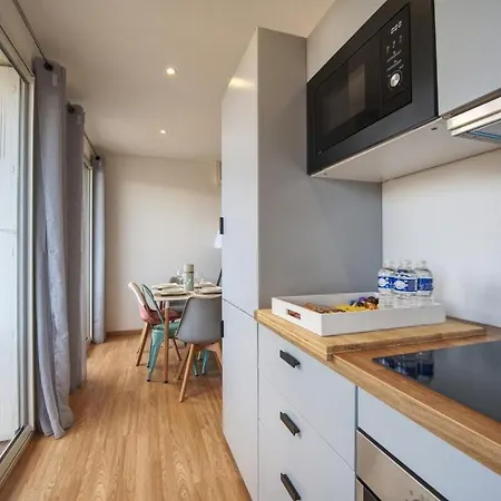 Le Stravinsky ~ Climatisation ~ Parking ~ Balcons Apartman